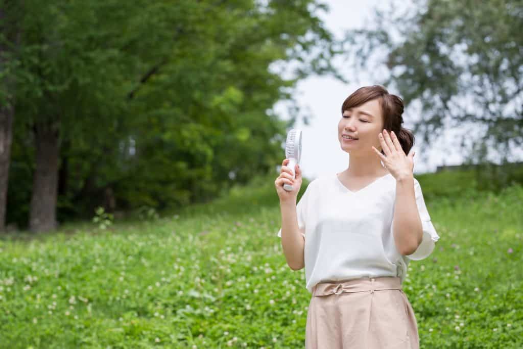 屋外の暑さ対策