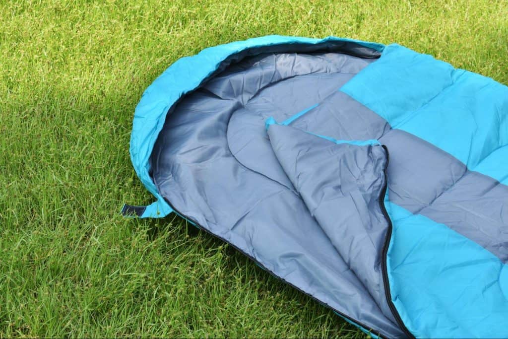 disaster sleeping bag necessary 4