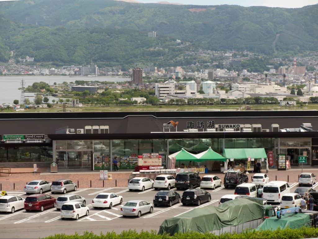 車中泊 サービスエリア