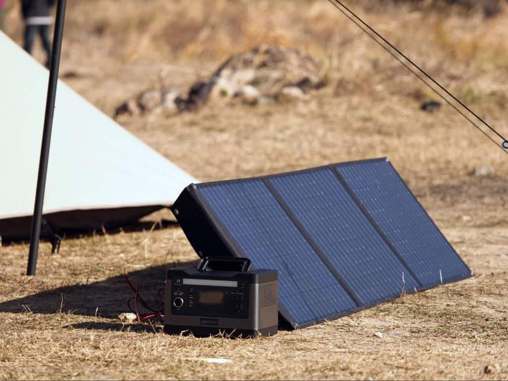 太陽光　ポータブル電源　充電　理由