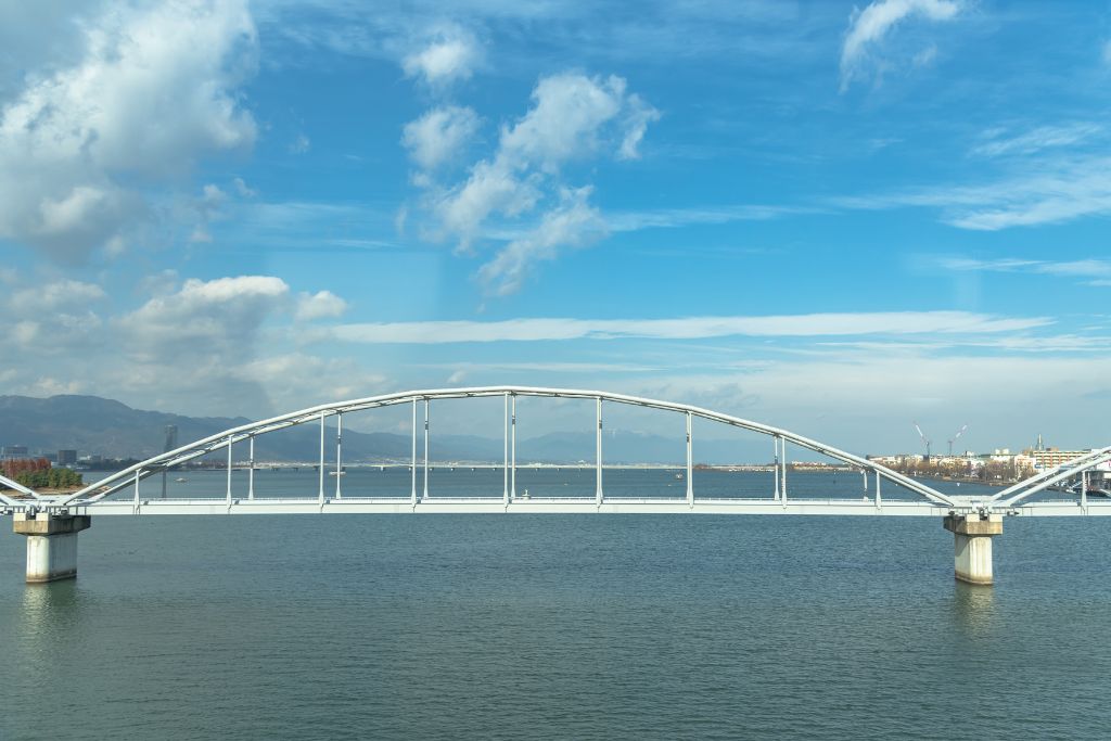 琵琶湖大橋