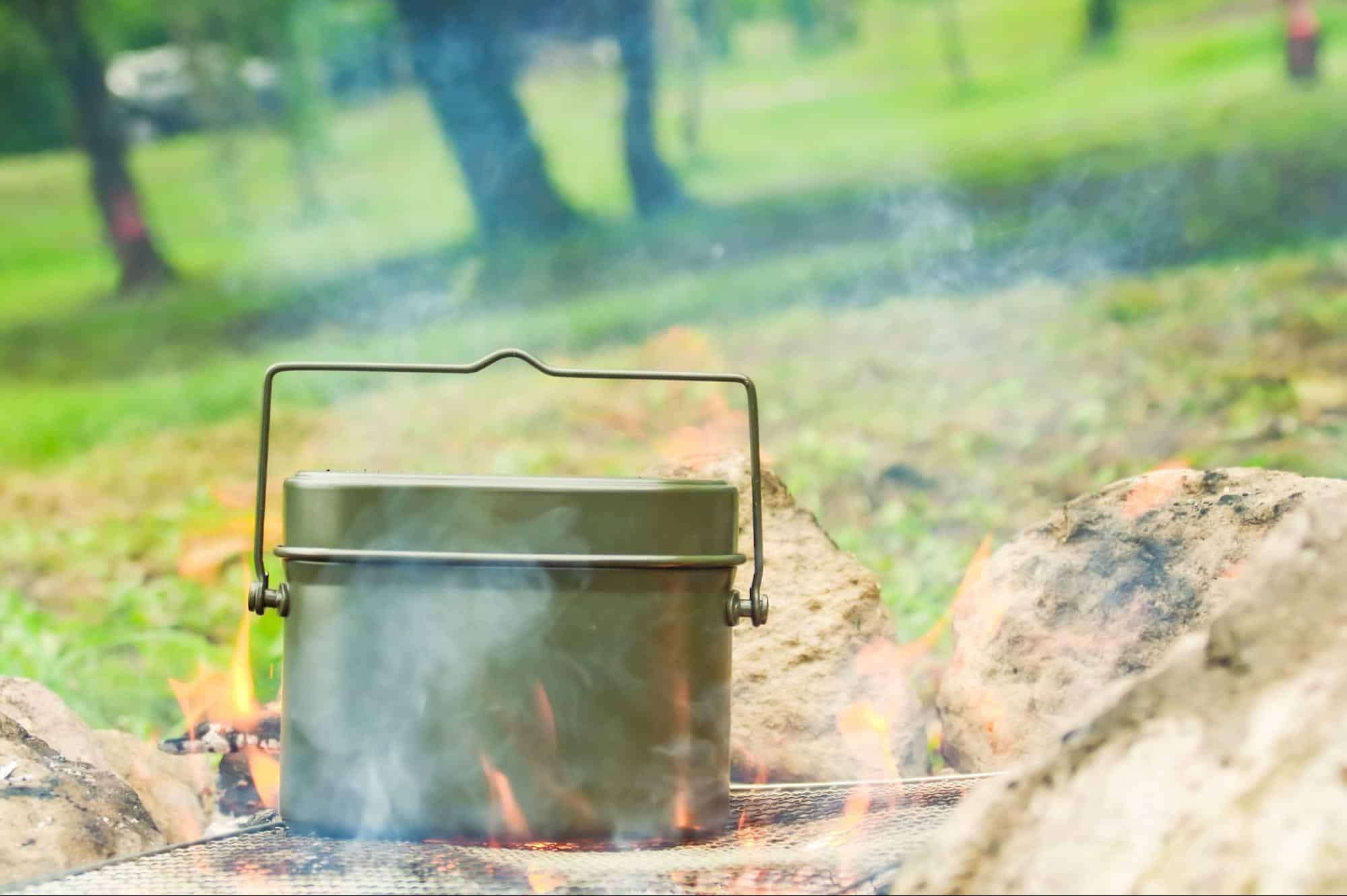 キャンプで美味しいご飯を炊きたい!炊き方やポイント、便利なアイテムを紹介 - EcoFlow(エコフロー)公式ブログ