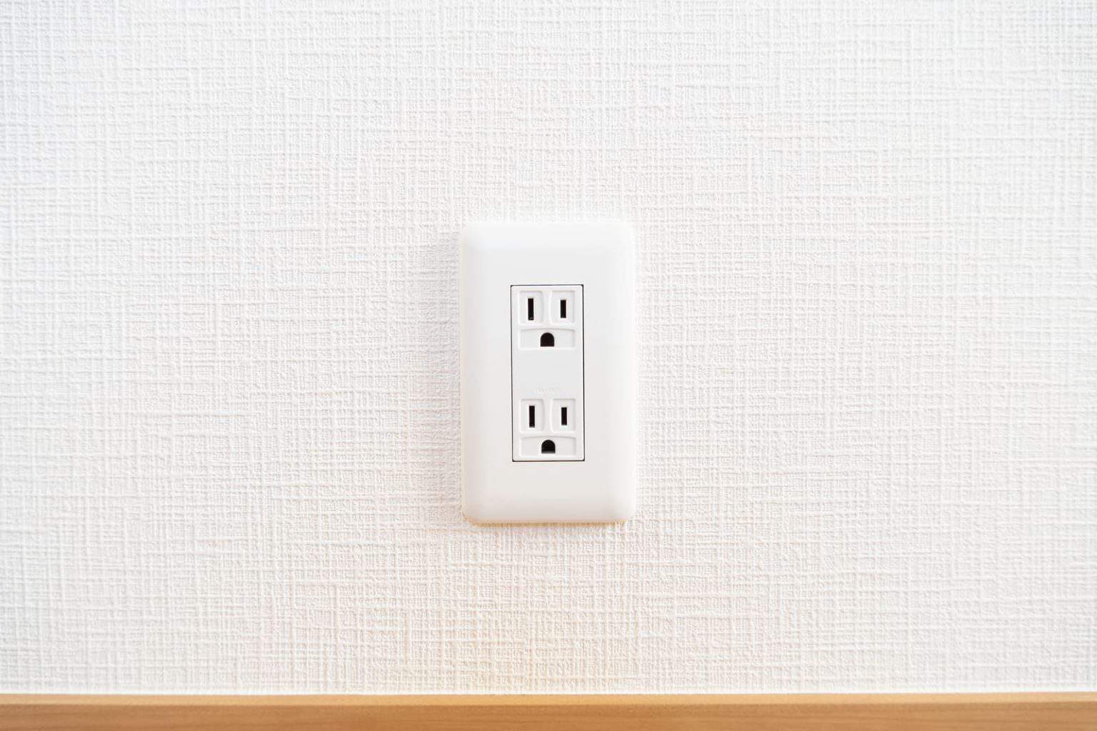 家庭用コンセントの電圧・電流・電力の基礎知識！100Vは何ワット？ - EcoFlow(エコフロー)公式ブログ