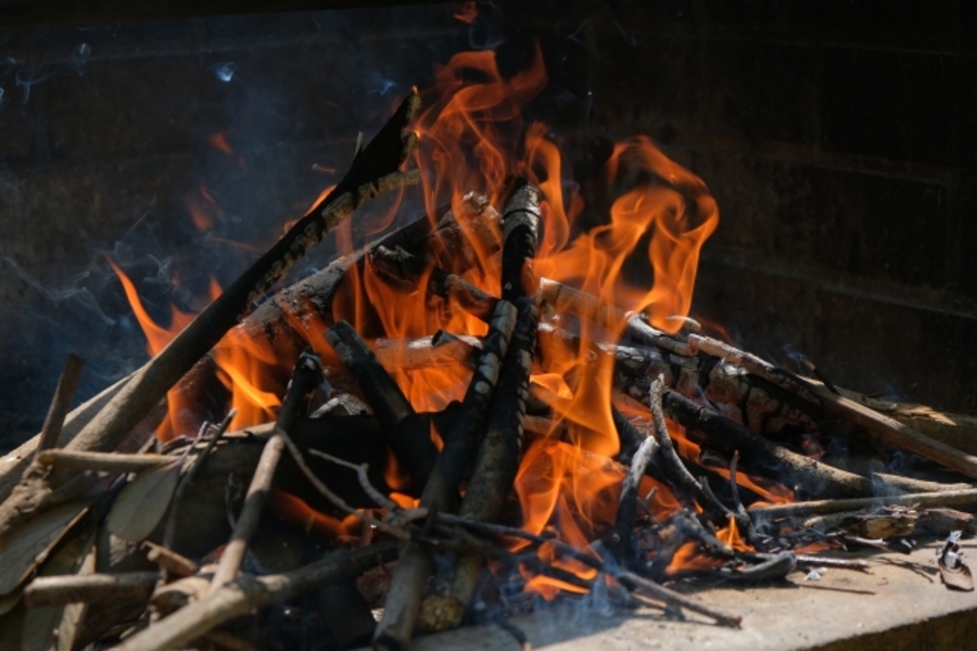 山火事の原因と予防策