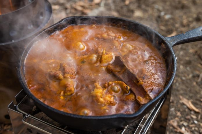 キャンプ カレー