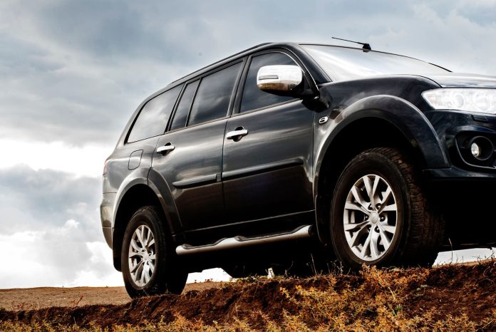 車中泊 suv