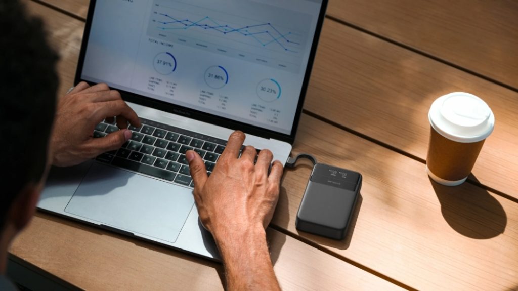 EcoFlow RAPID Magnetic Power Bank (10,000mAh)