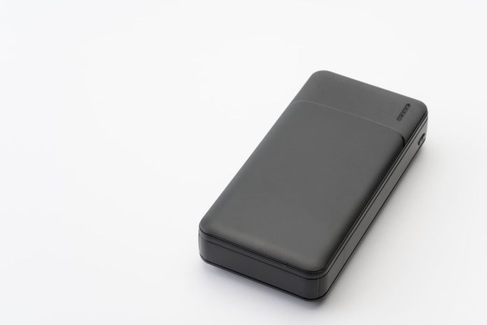 モバイル バッテリー 20000mah