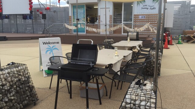 BBQ Terrace SunnyTable