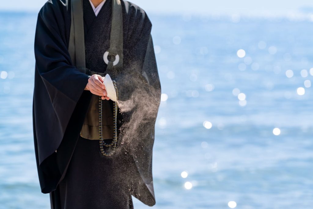 お盆 海 ダメ　心理的　理由
