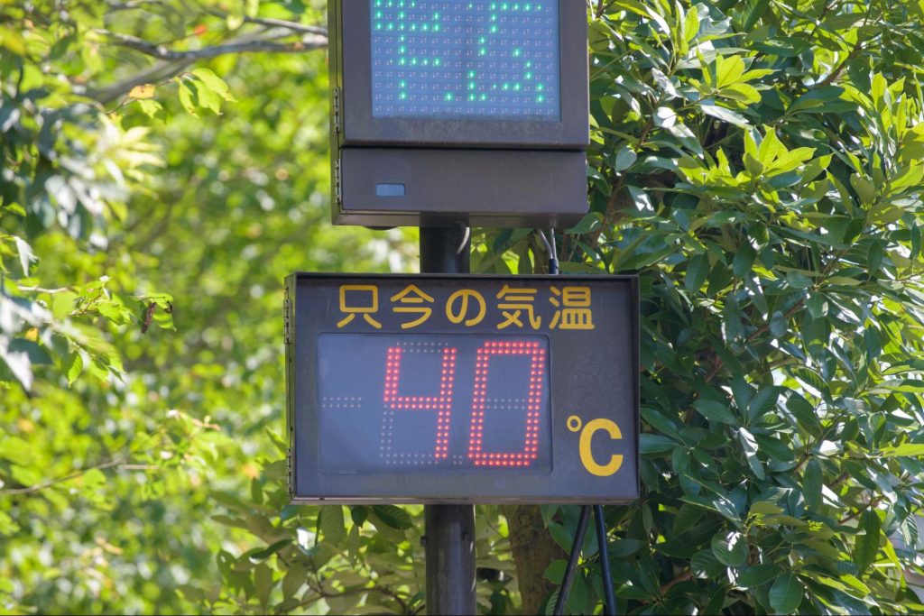 地域別 猛暑日 日数 違い