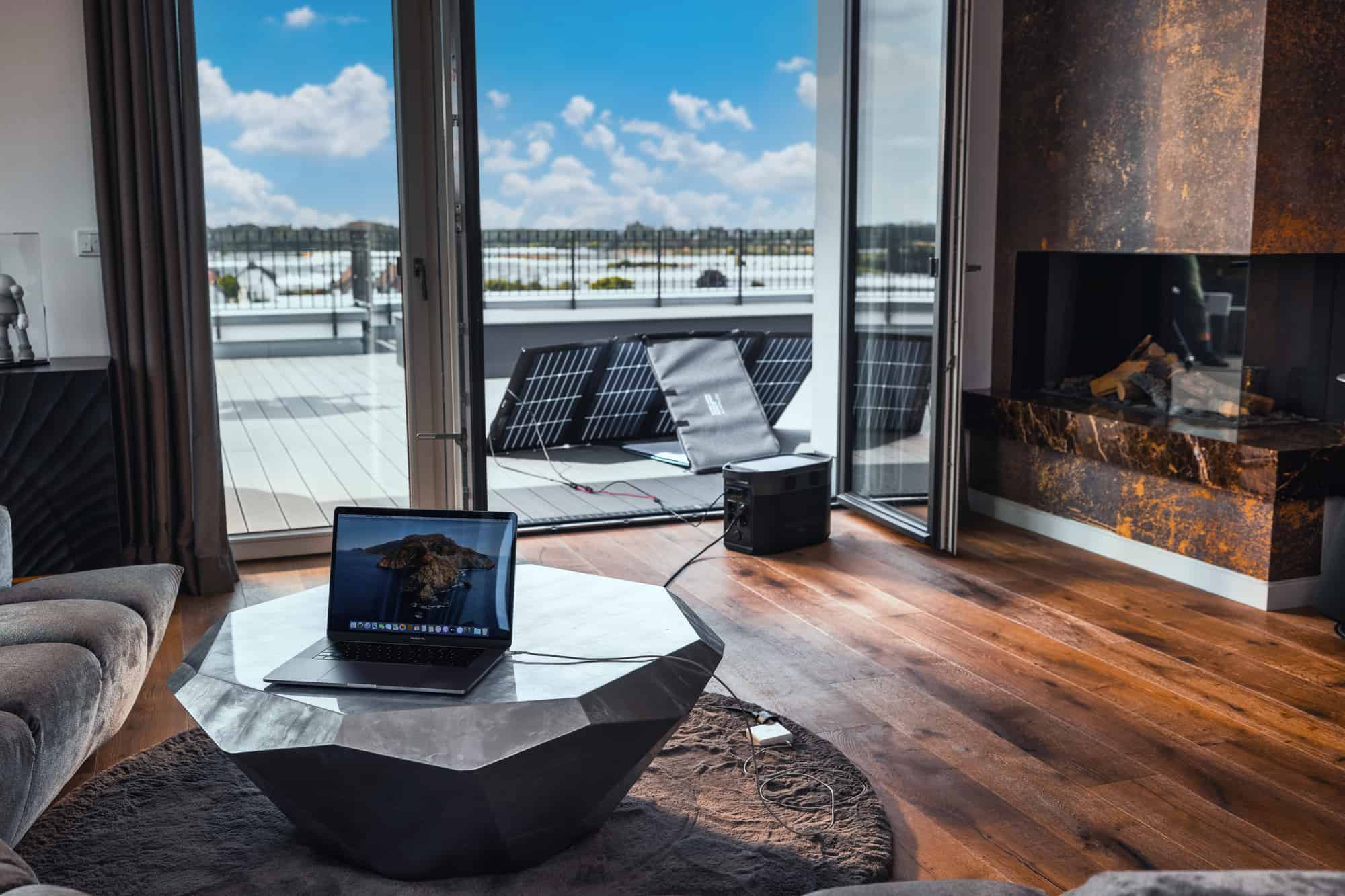 4 Best Solar Generators For Apartments in 2024 Reviewed