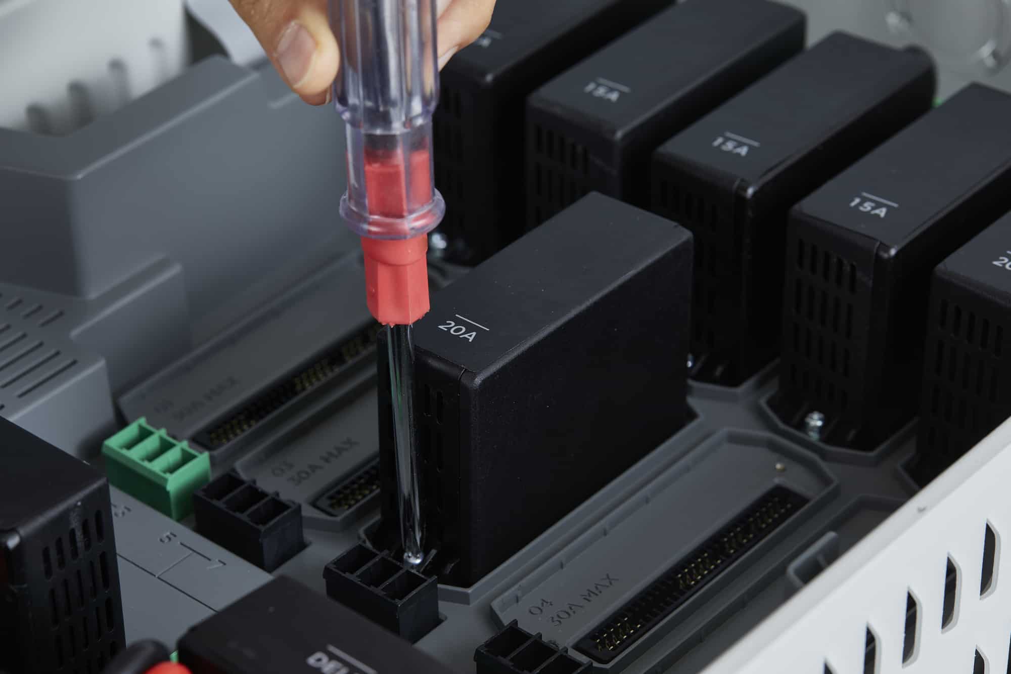 How To Connect Solar Panels To Your Home’s Electricity