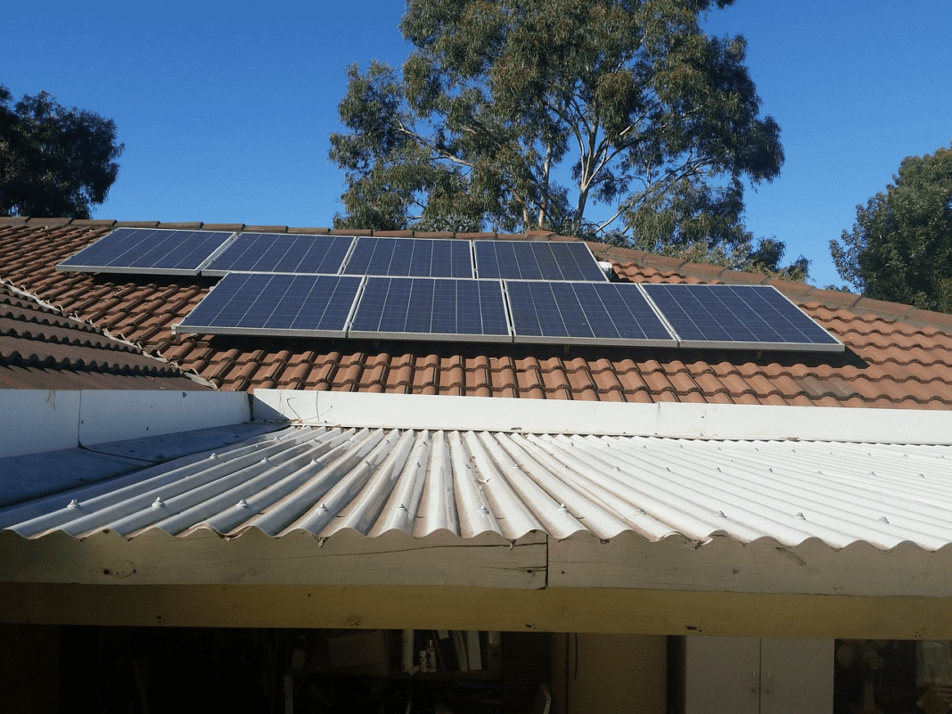 Complete Guide to Solar Panels for Mobile Homes