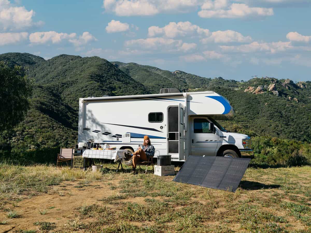 RV Insurance Guide (2023): All You Need To Know